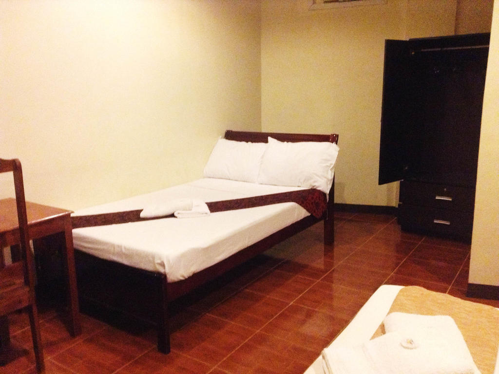Oro Bonito Place Tourist Inn Puerto Princesa Room photo