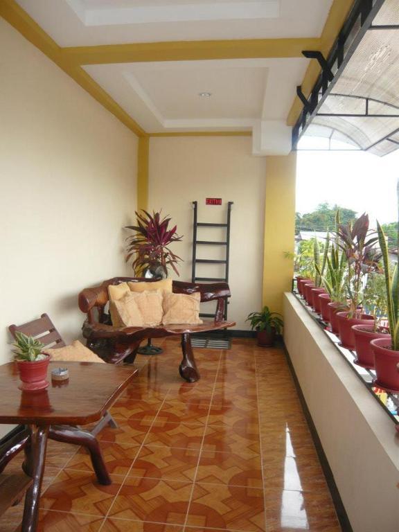 Oro Bonito Place Tourist Inn Puerto Princesa Exterior photo
